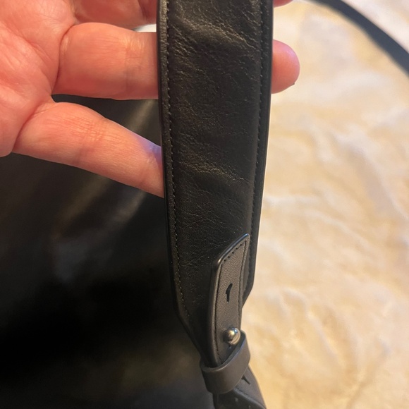 All Saints hobo shoulder or crossbody all leather large  bag - Picture 7 of 10